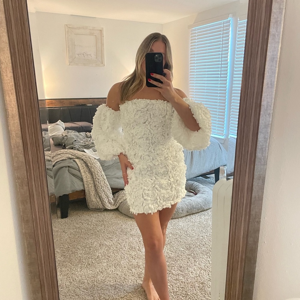 Elegant White Off-Shoulder Dress